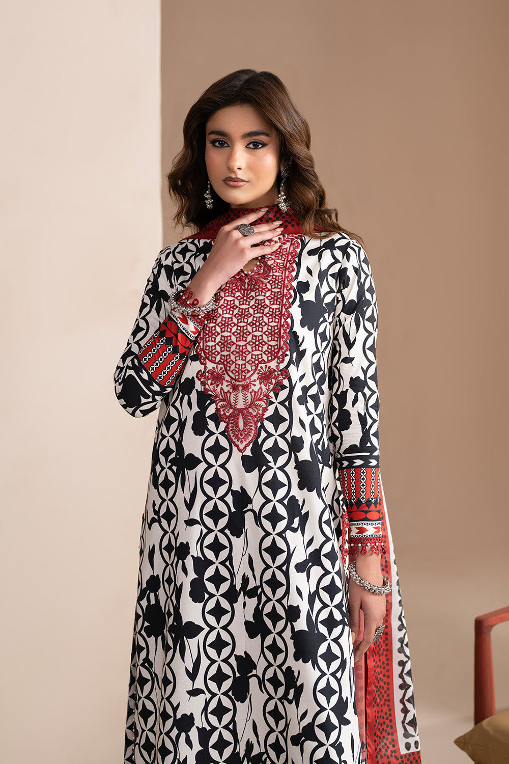 Maryum N Maria | Luxury Stitched | VEENA - FWU6112