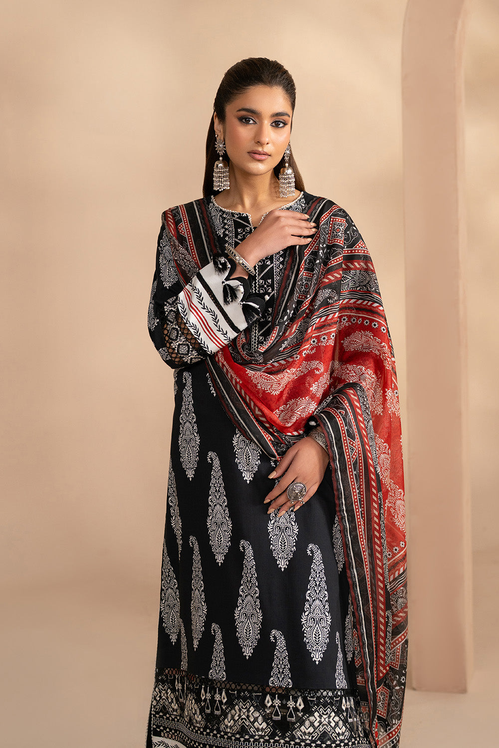 Maryum N Maria | Luxury Stitched | VIBHA - FWU6114