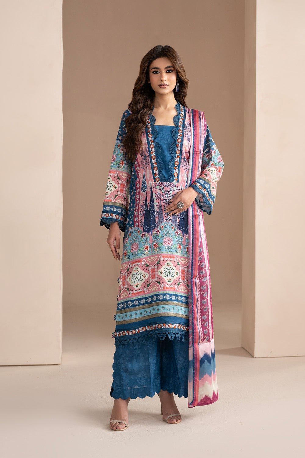 Maryum N Maria | Luxury Stitched | VIHANA - FWU6123