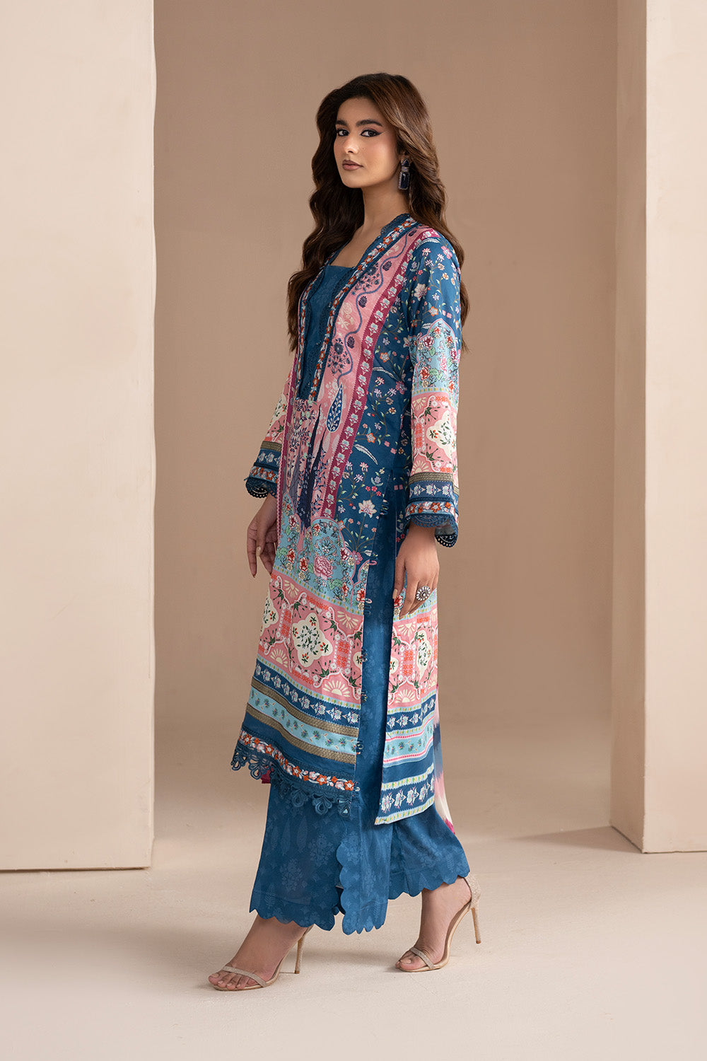 Maryum N Maria | Luxury Stitched | VIHANA - FWU6123
