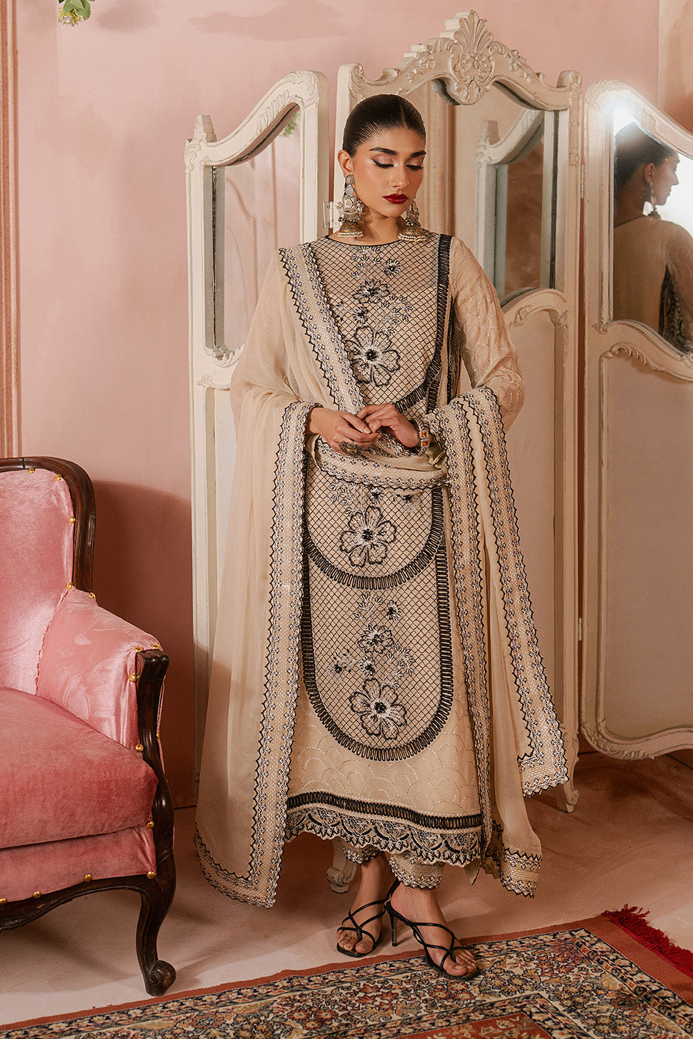 Maryum N Maria | Luxury Stitched | NAVA - MWU5686
