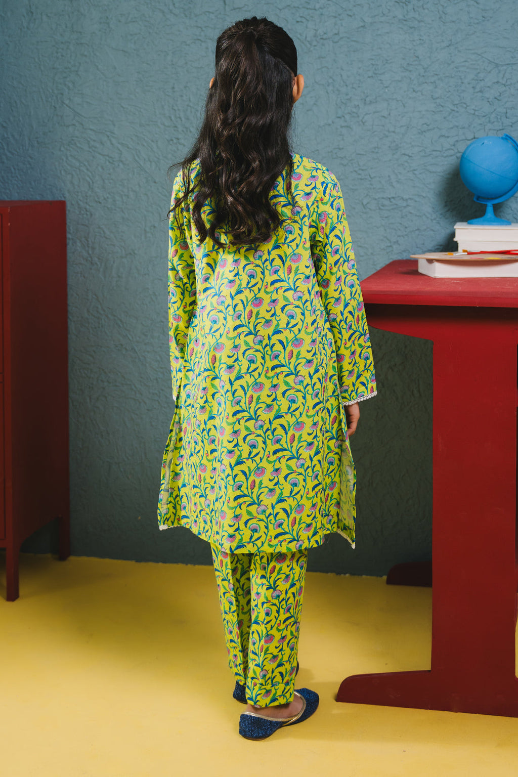 Zellbury Girls | 2 Piece Cambric | Kurta Trouser - 2679 - Libasekhas