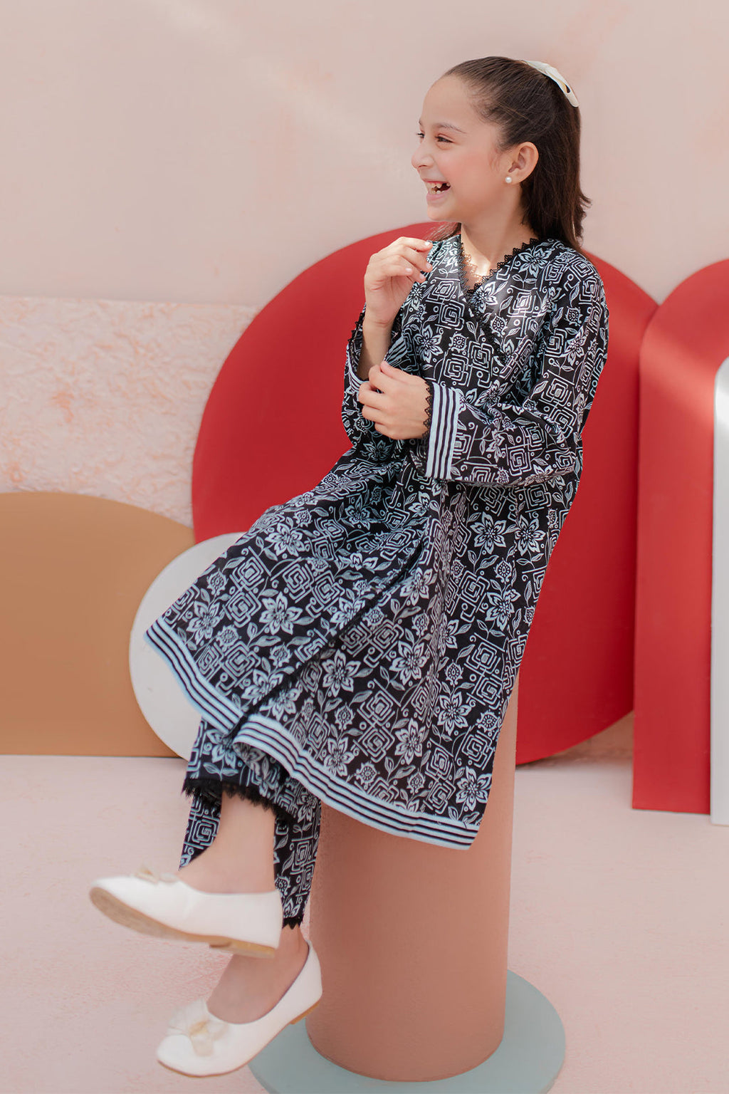 Zellbury Girls | 2 Piece Cambric | Kurta Trouser - 2680 - Libasekhas