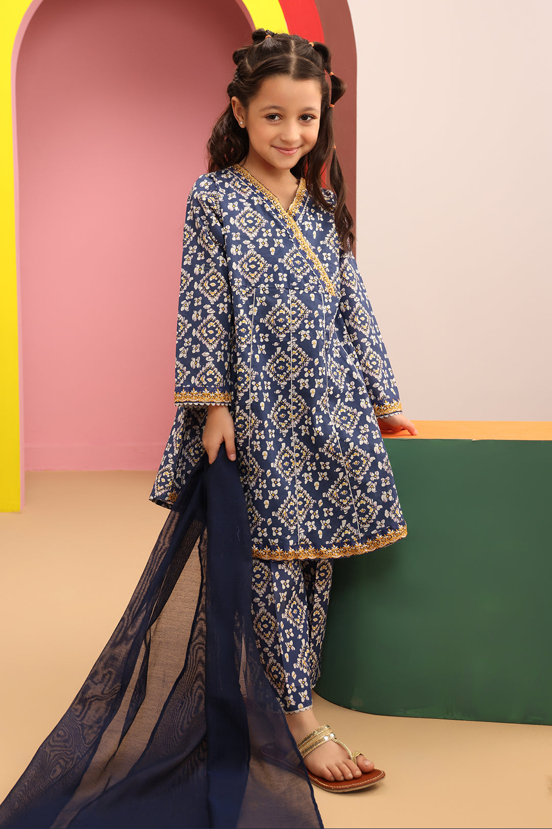 Zellbury Girls | 3 Piece Cambric | Embroidered Kurta Dupatta Trouser - 3821 - Libasekhas