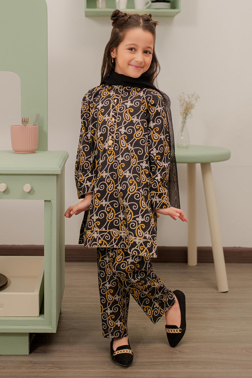 Zellbury Girls | 3 Piece Cambric | Embroidered Kurta Dupatta Trouser - 3823 - Libasekhas