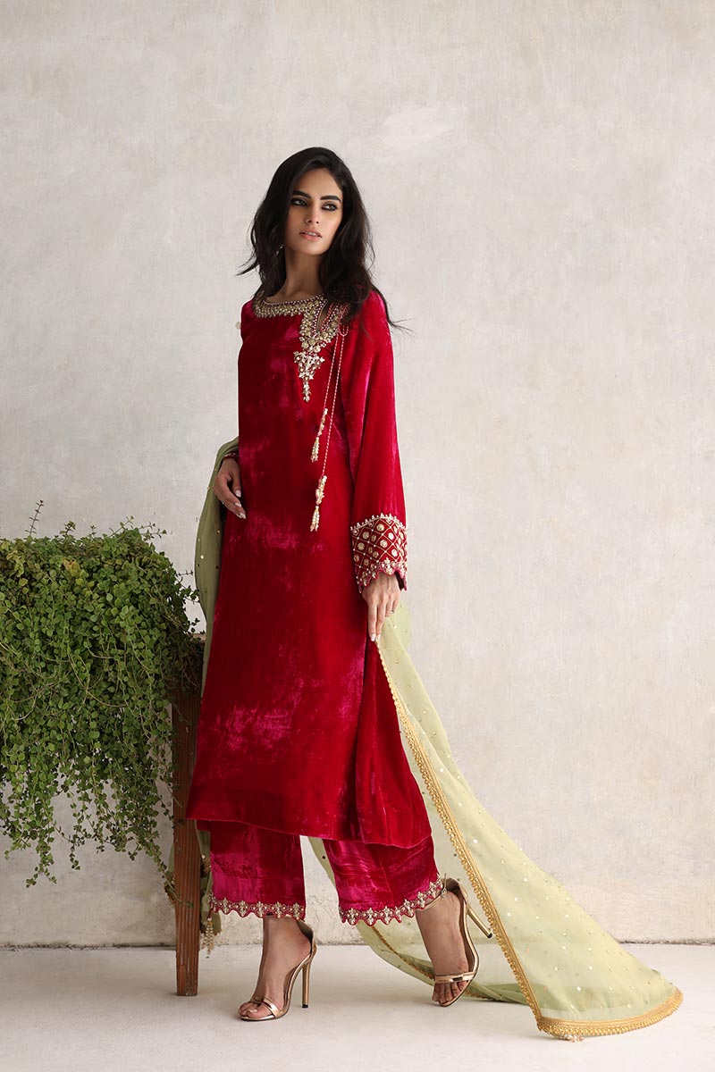 Sana Abbas | Velvet Formals | GULAAL - Riwayat-e-Khas