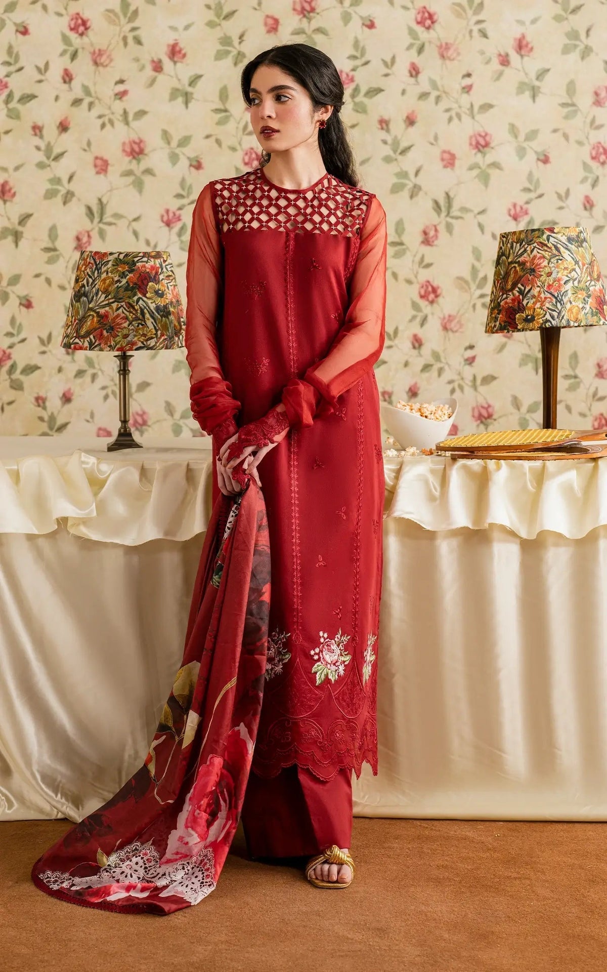Asifa and Nabeel | Meraki Vintage 25 | Gulaal (MVL25-20)