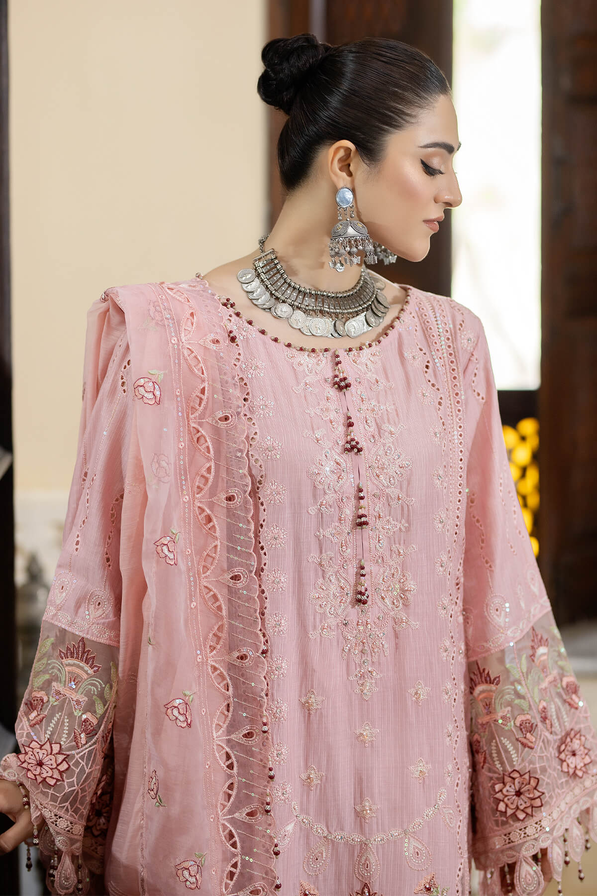 Raeesa Premium | Kimora Lawn Collection |  Kimora | HL-17 Irsa - House Of Anaya