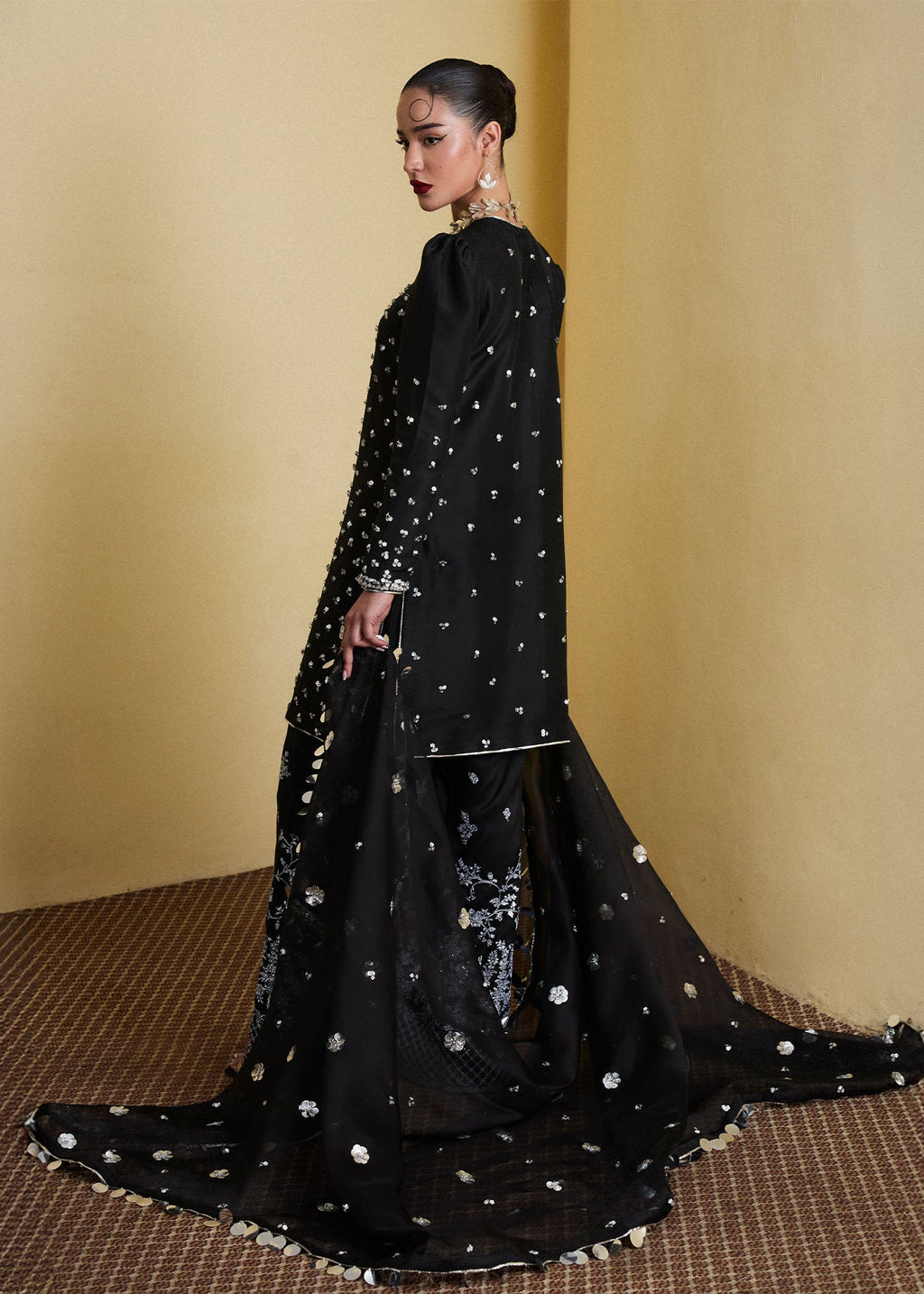 Hussain Rehar | SS Luxury Pret'25 | Kiara