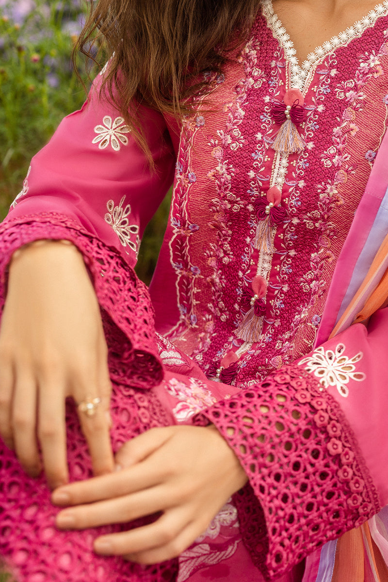 Mushq | Secret Garden Hemline 25 | Garden of Dreams
