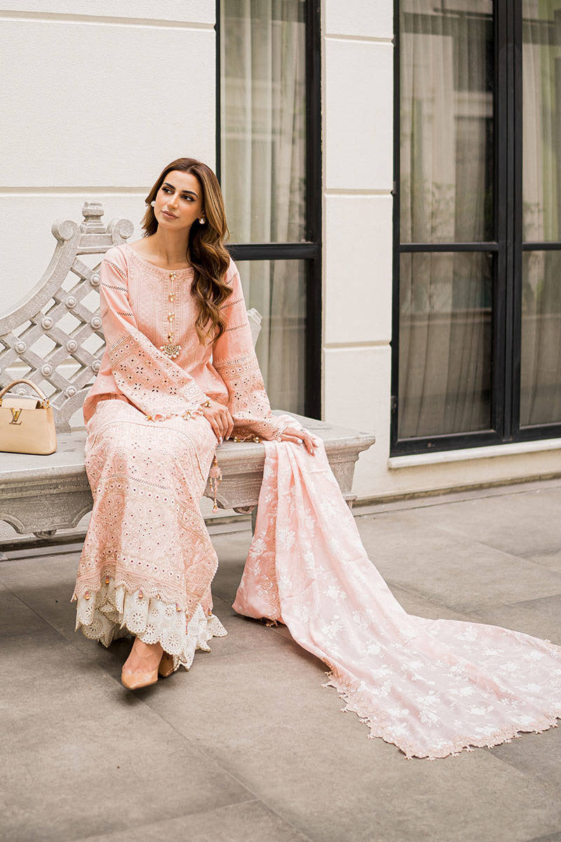 MNR Mohsin Naveed Ranjha Luxury lawn 2023 - Riwayat-e-khas