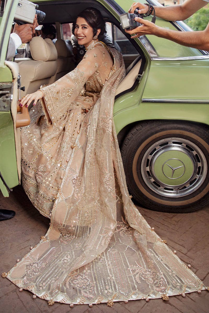 Mohsin Naveed Ranjha – MNR – NOOR JEHAN – ZWU22-12 – Creamy Beige - Riwayat-e-khas