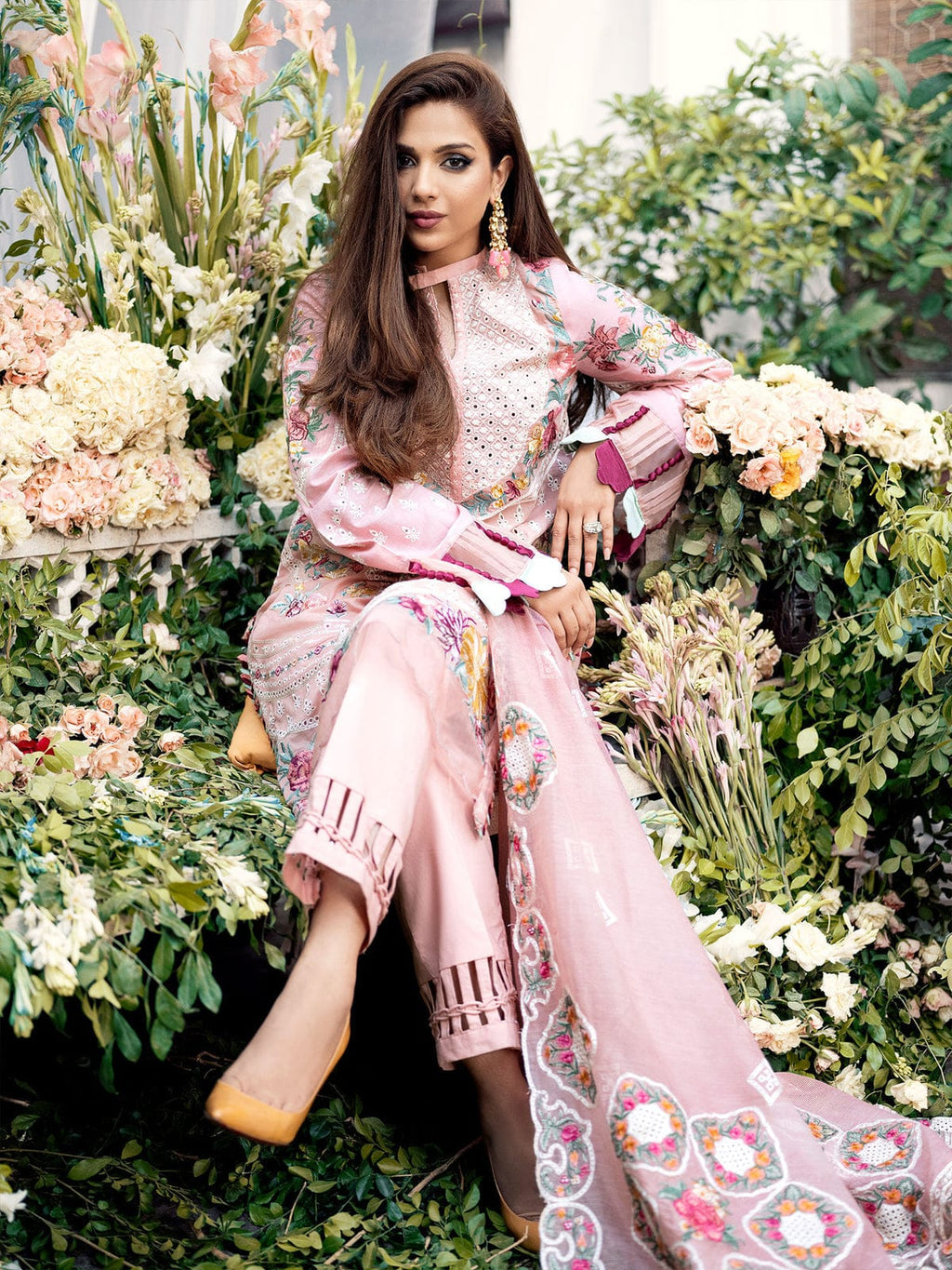 Maryam Hussain – LUXURY LAWN ’23 – L23-07 – BLOOM - Riwayat-e-khas