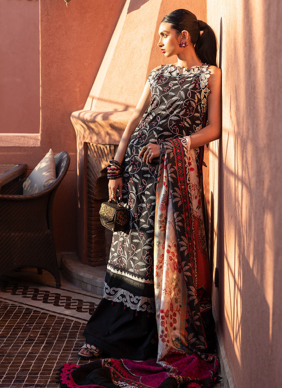 FARAH TALIB AZIZ-NOIR SOUQ -KESH LAWN'23 - Riwayat-e-khas