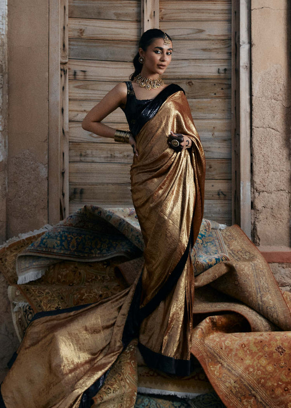 Laj | Hath Kahani Luxury Formals 24 | NAVI - Riwayat-e-Khas