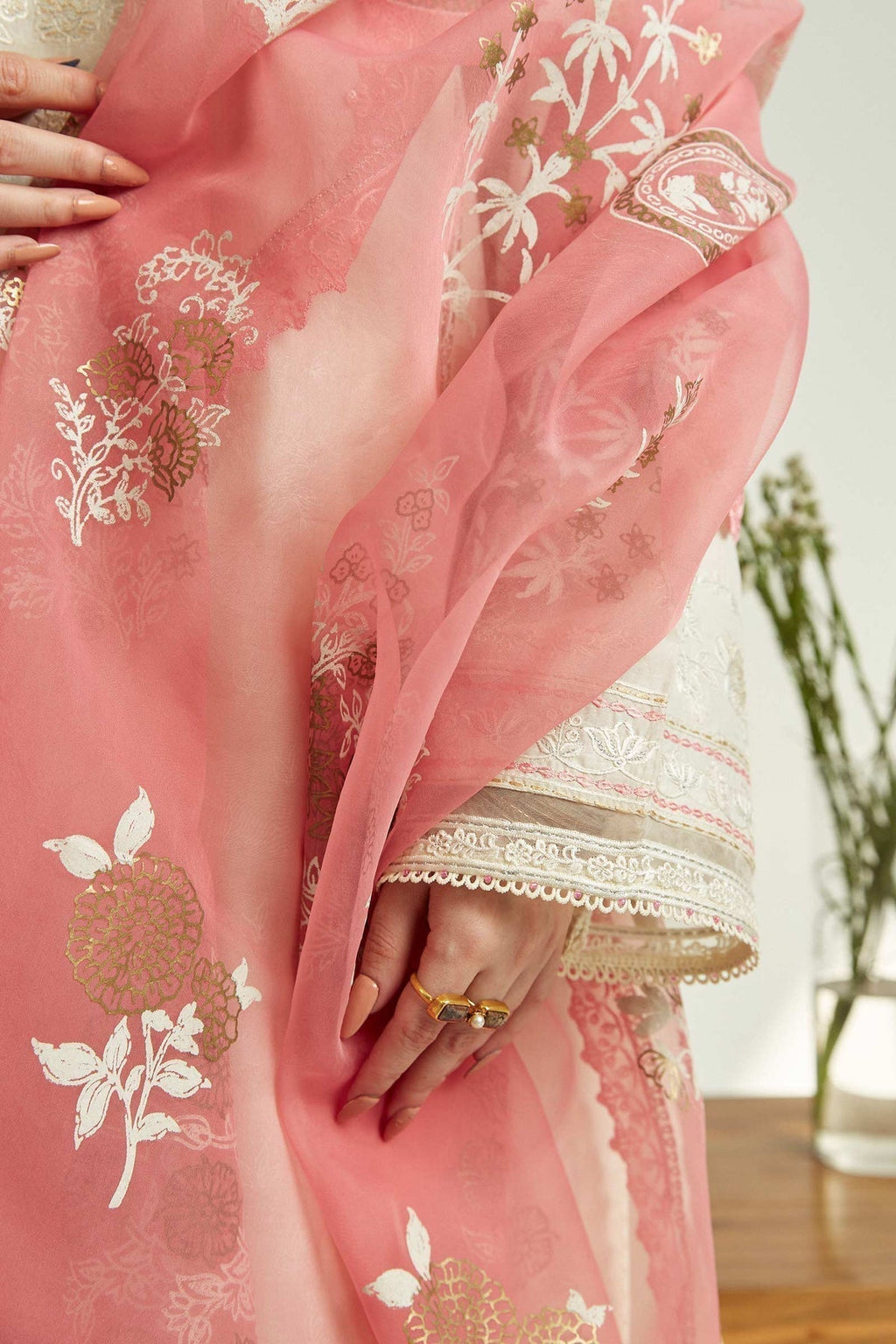 ZARA SHAHJAHAN-ZCE23-1B-COCO LAWN VOLUME ll 2023 - Riwayat-e-khas