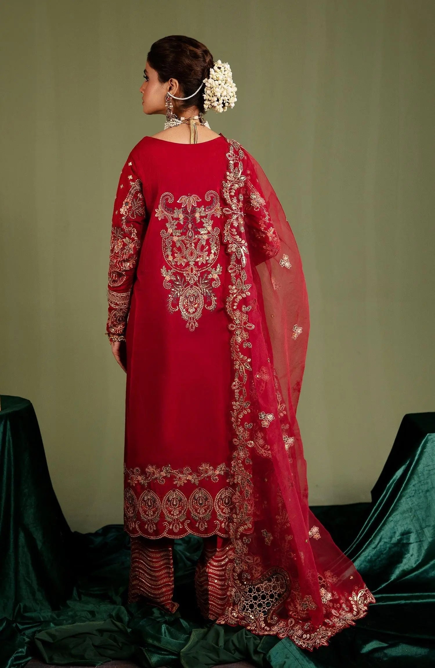 Emaan Adeel-NR 08 ULFAT - House Of Anaya