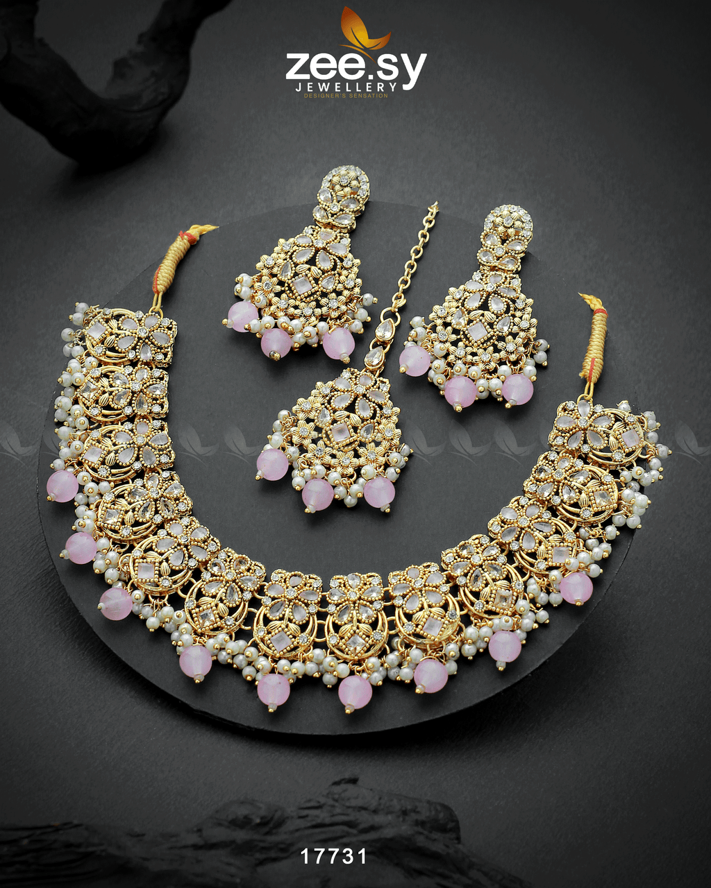 Amaryllis Necklace - Libasekhas