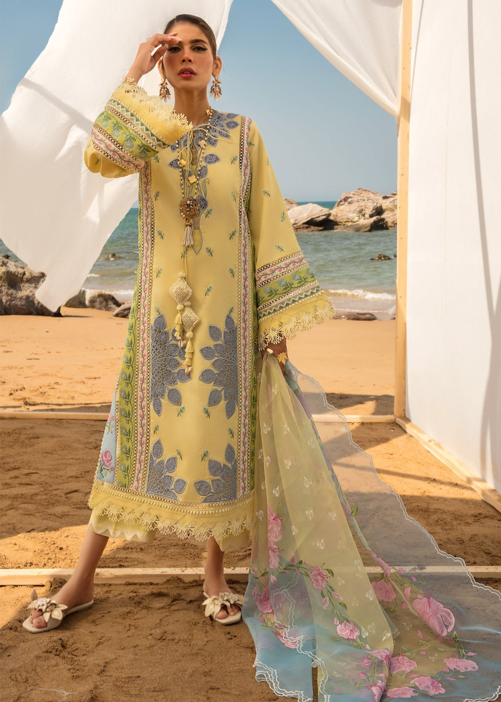 CRIMSON Embroidered Lawn Summer Collection D5-B - Riwayat-e-khas