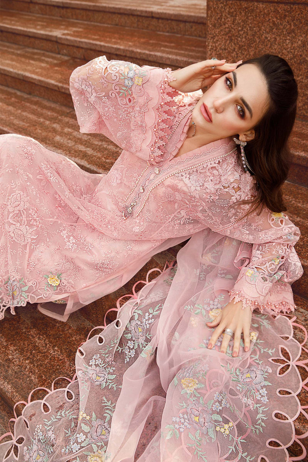 MARIA B EMBROIDED UNSTITCHED LAWN D-2304-A - Riwayat-e-khas