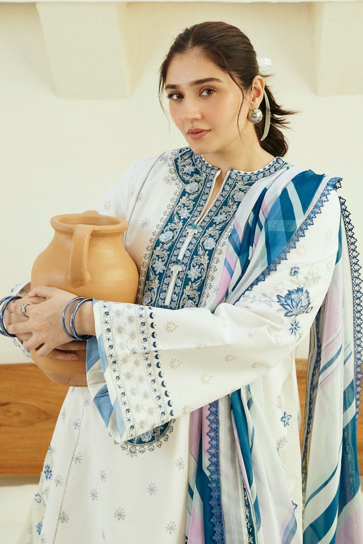 Zara Shahjahan | Coco Lawn Eid Edit 24 | IVORY-D4 - Riwayat-e-Khas