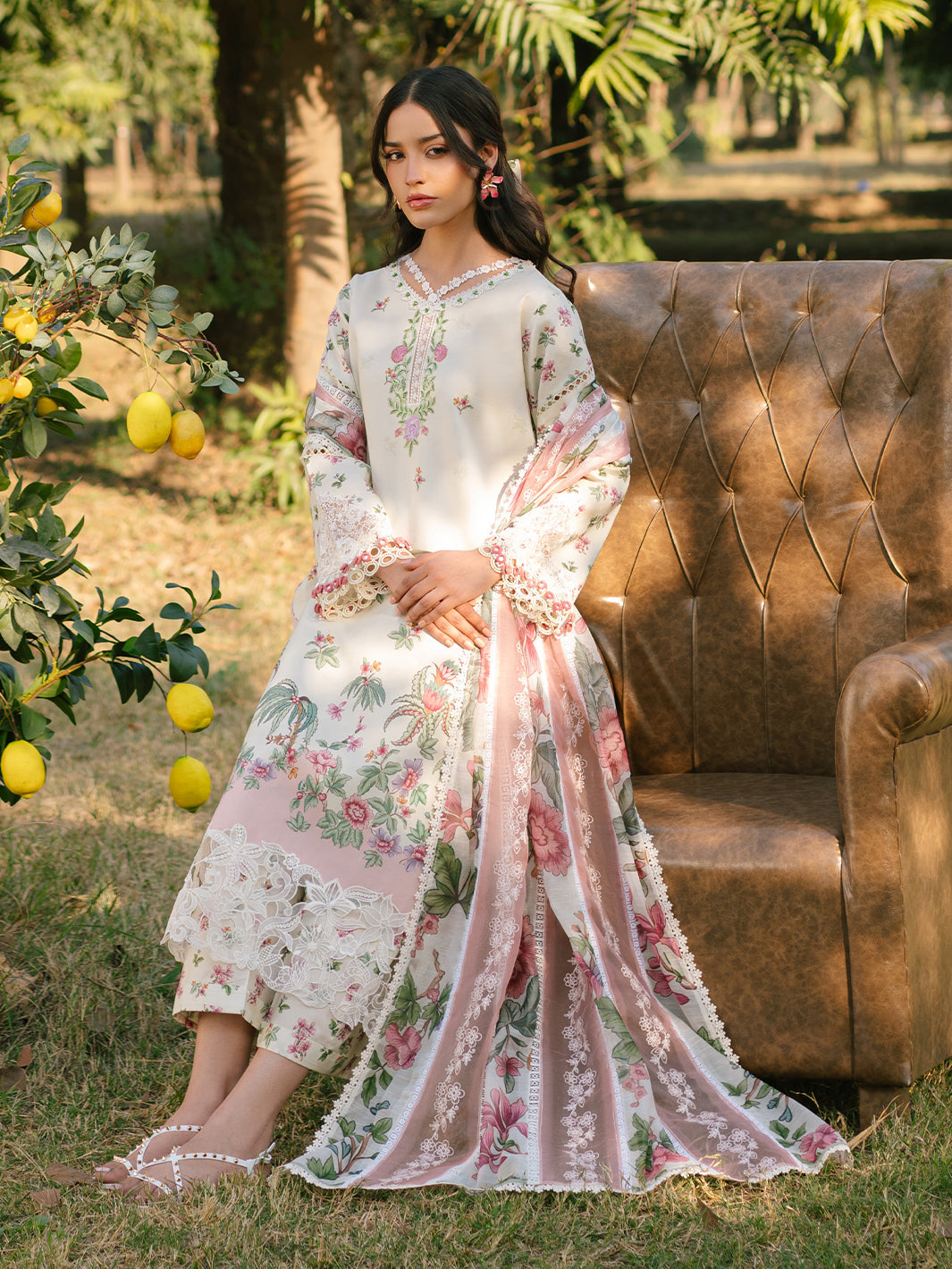 Parishay | Ivy Bloom Luxury Lawn | IVY-05