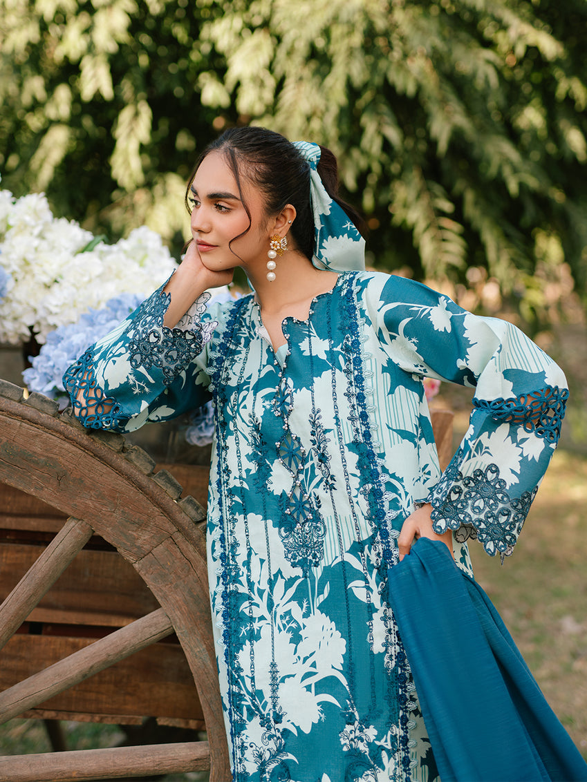 Parishay | Ivy Bloom Luxury Lawn | IVY-11