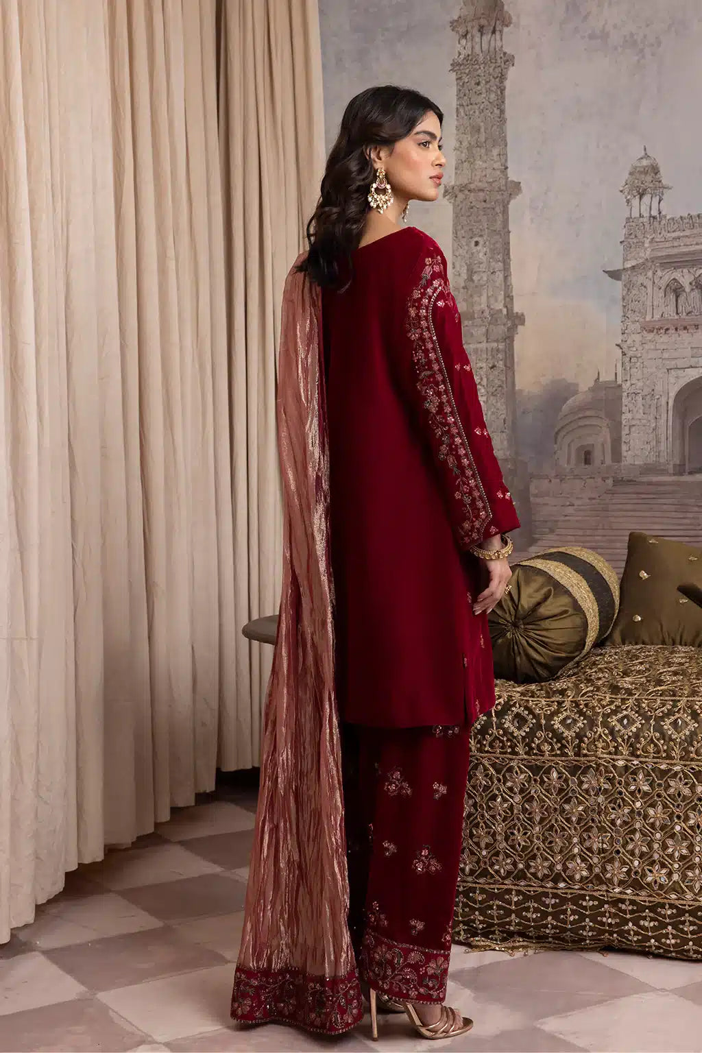 Iznik | Festive Velvet 23 | IV-27 HARF - House Of Anaya