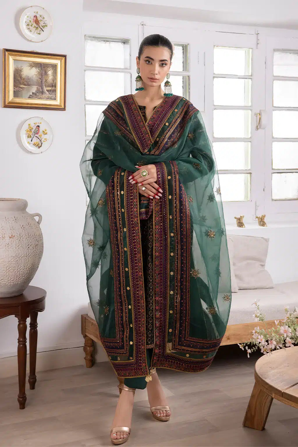 Iznik | Festive Velvet 23 | IV-22 HUSHAIMA - House Of Anaya