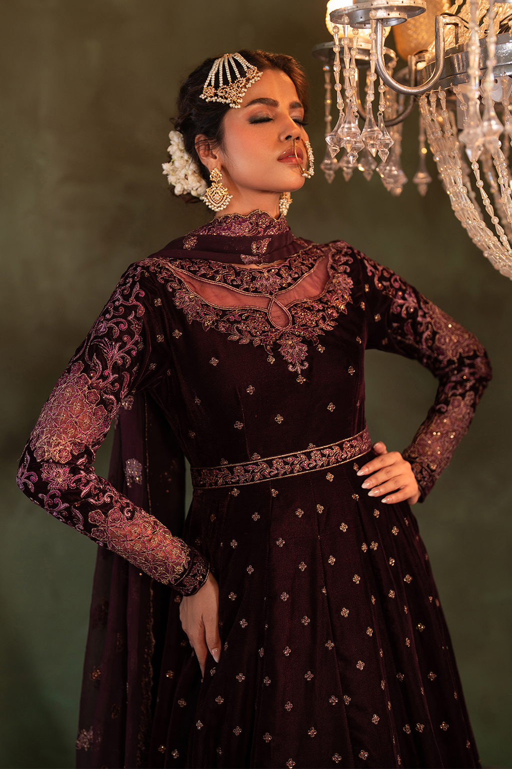 Iznik | Exclusive Velvet | IV-54 - House Of Anaya