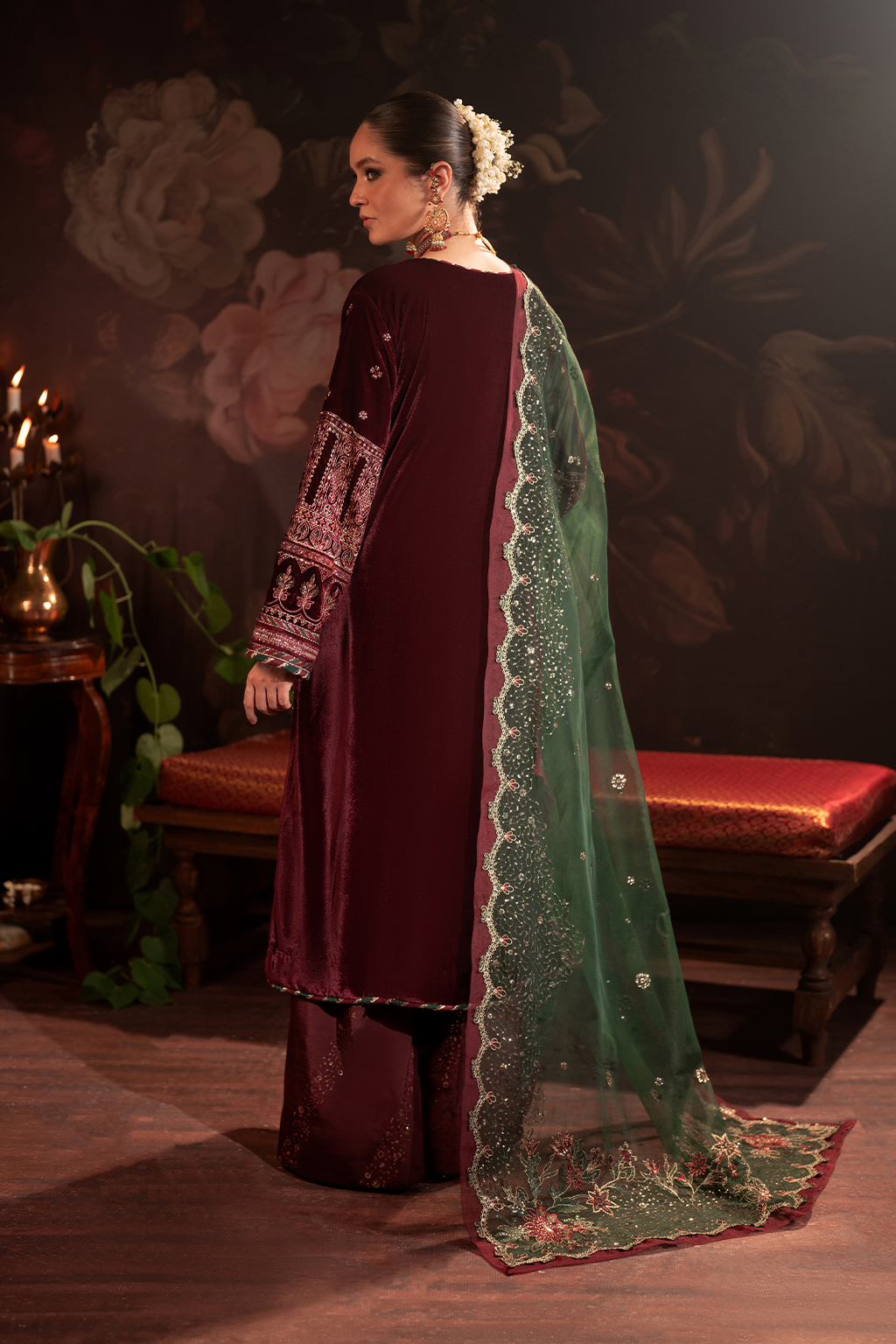Iznik | Exclusive Velvet | IV-39 - House Of Anaya