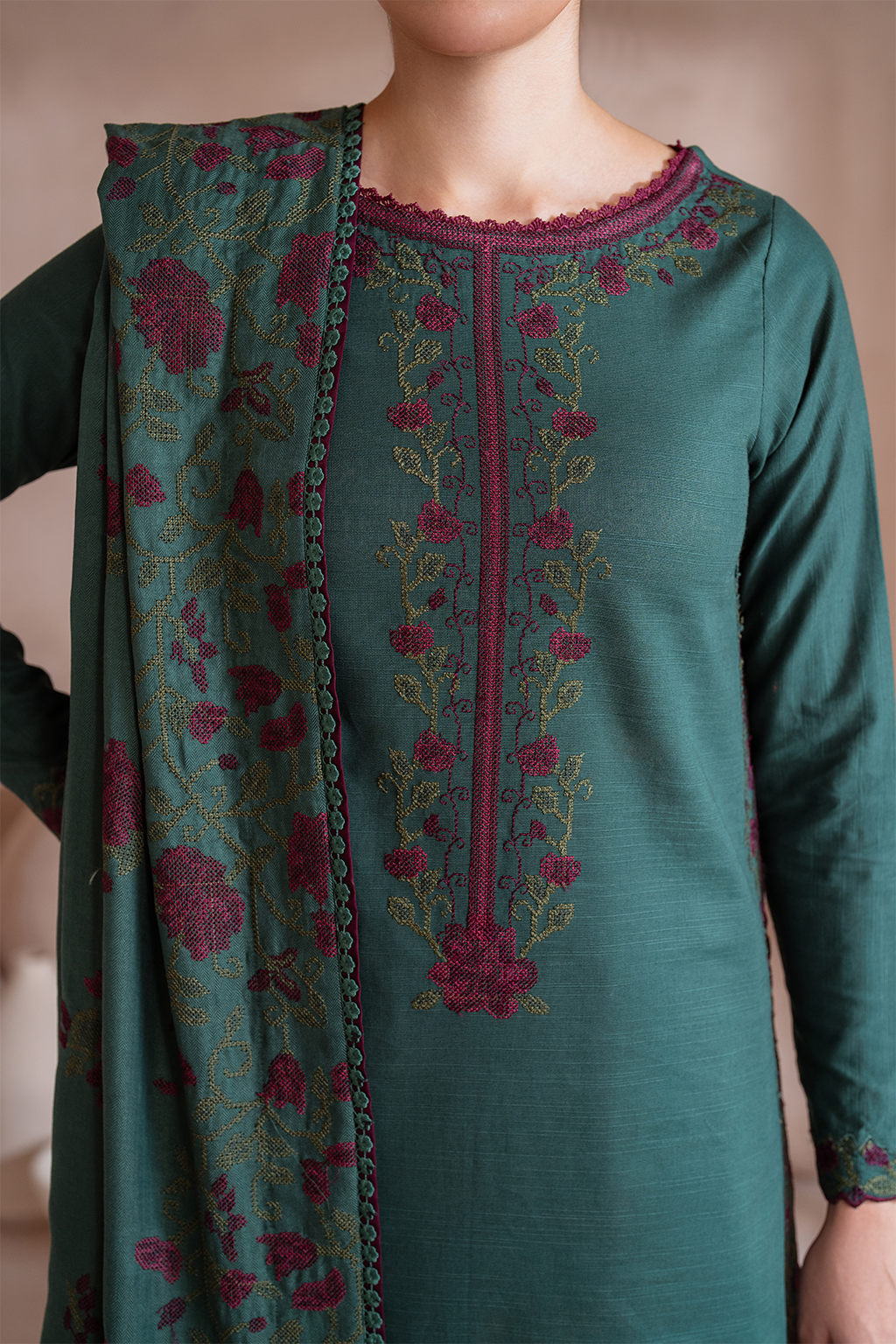 Iznik | Exclusive Winter | UE-370 - House Of Anaya