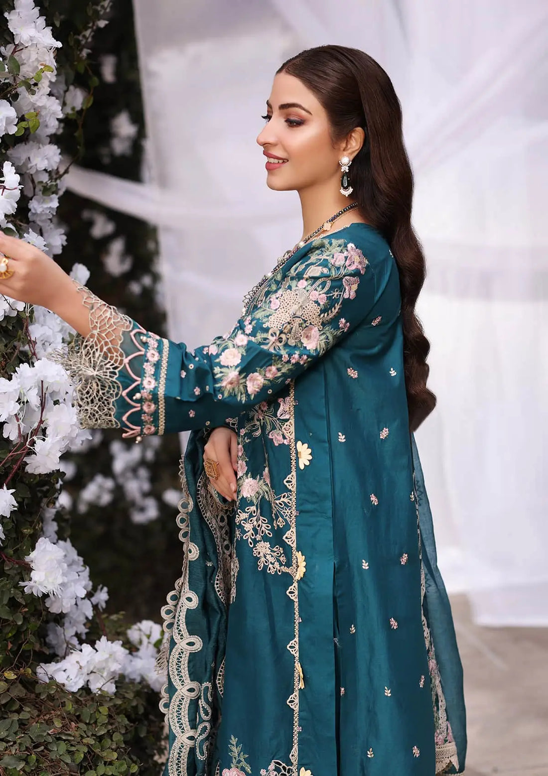 Kahf Premium | Festive Lawn 24 | KFL-09A BANO - Riwayat-e-Khas