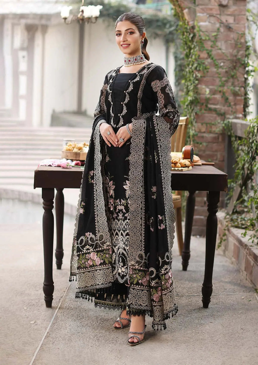 Kahf Premium | Festive Lawn 24 | KFL-06 NOOR - Riwayat-e-Khas