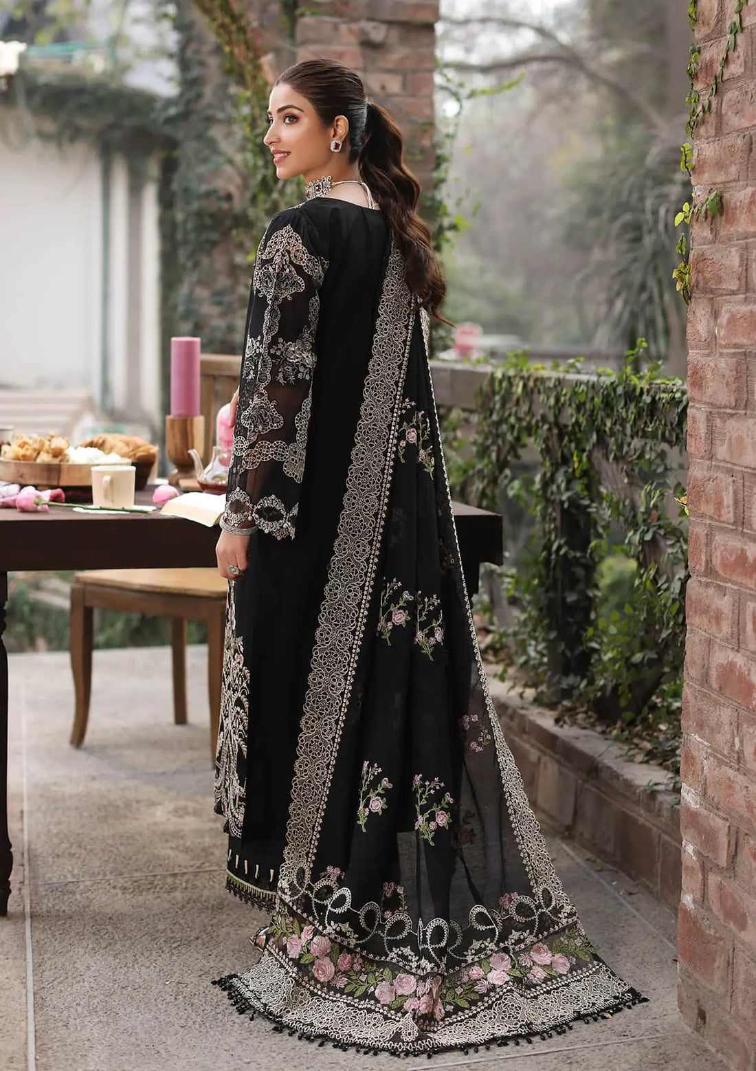 Kahf Premium | Festive Lawn 24 | KFL-06 NOOR - Riwayat-e-Khas