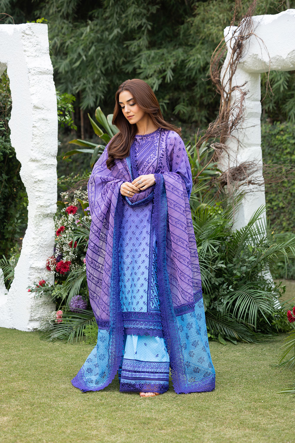 Sobia Nazir | Luxury Lawn 25 | 12B - Riwayat-e-Khas