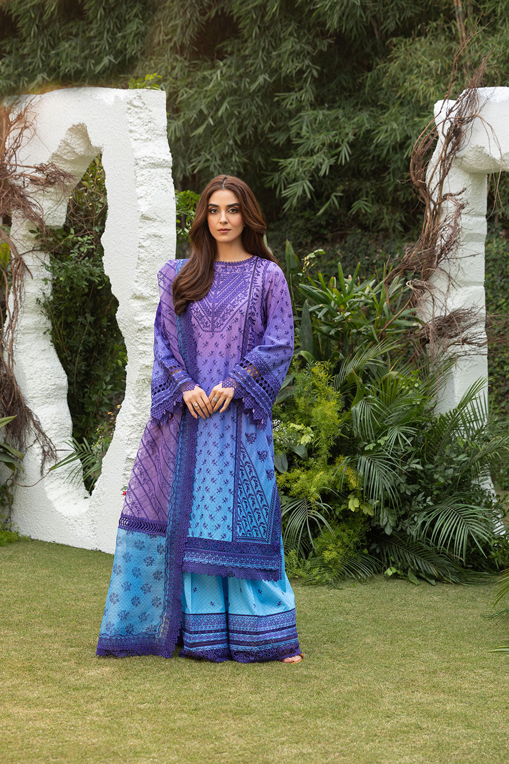 Sobia Nazir | Luxury Lawn 25 | 12B - Riwayat-e-Khas