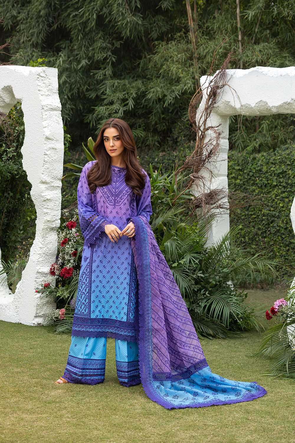 Sobia Nazir | Luxury Lawn 25 | 12B - Riwayat-e-Khas