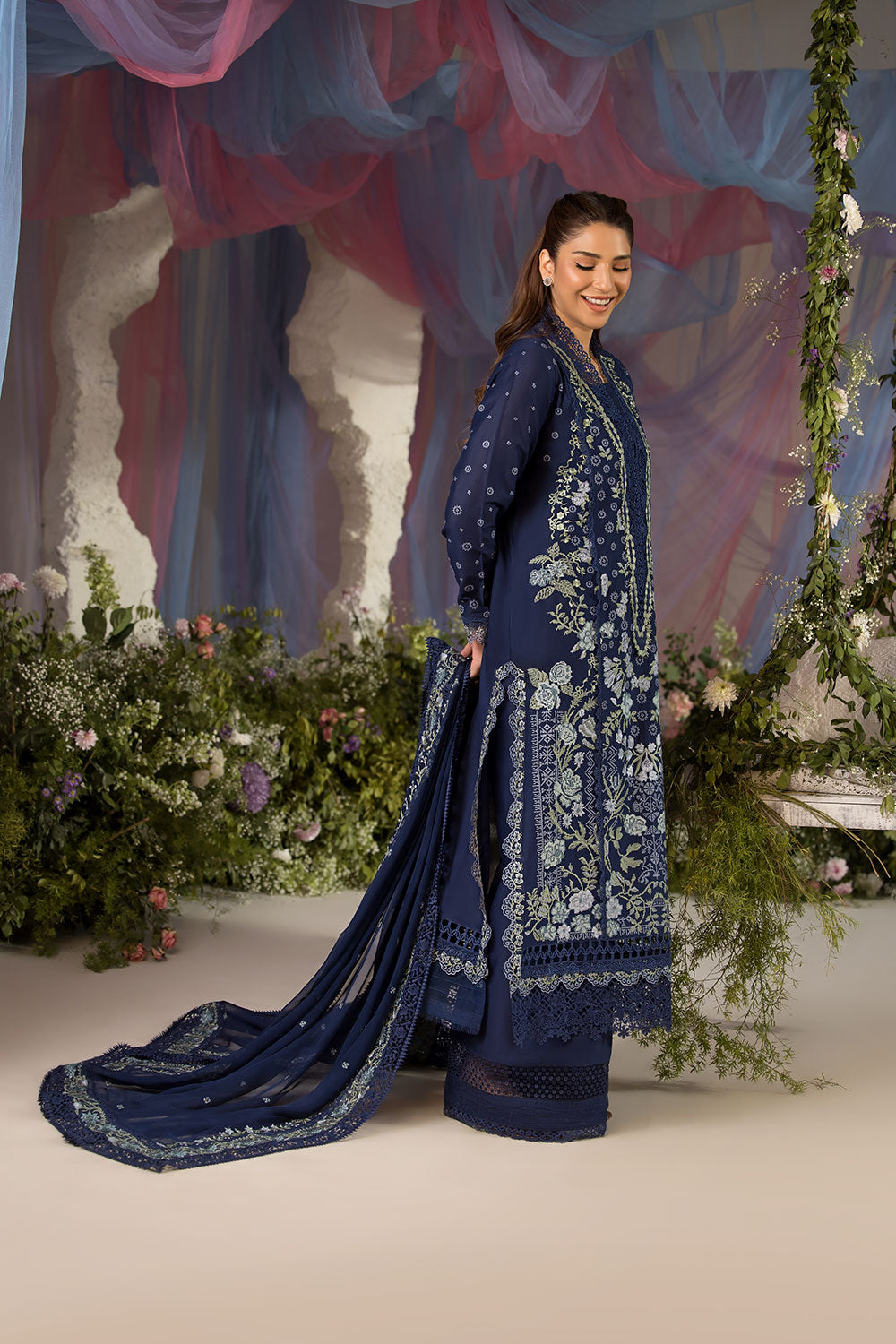 Sobia Nazir | Luxury Lawn 25 | 8A - Riwayat-e-Khas