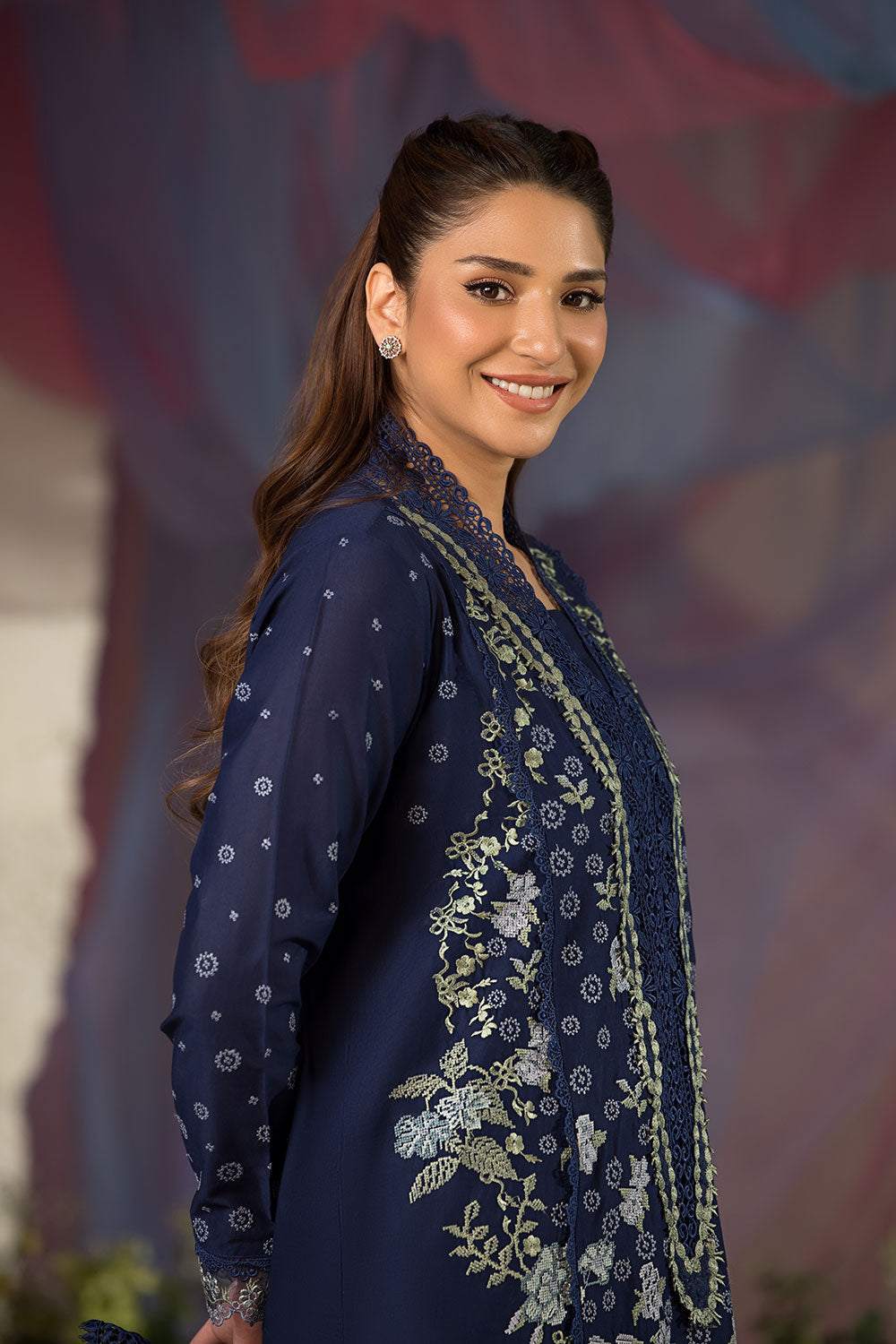 Sobia Nazir | Luxury Lawn 25 | 8A - Riwayat-e-Khas
