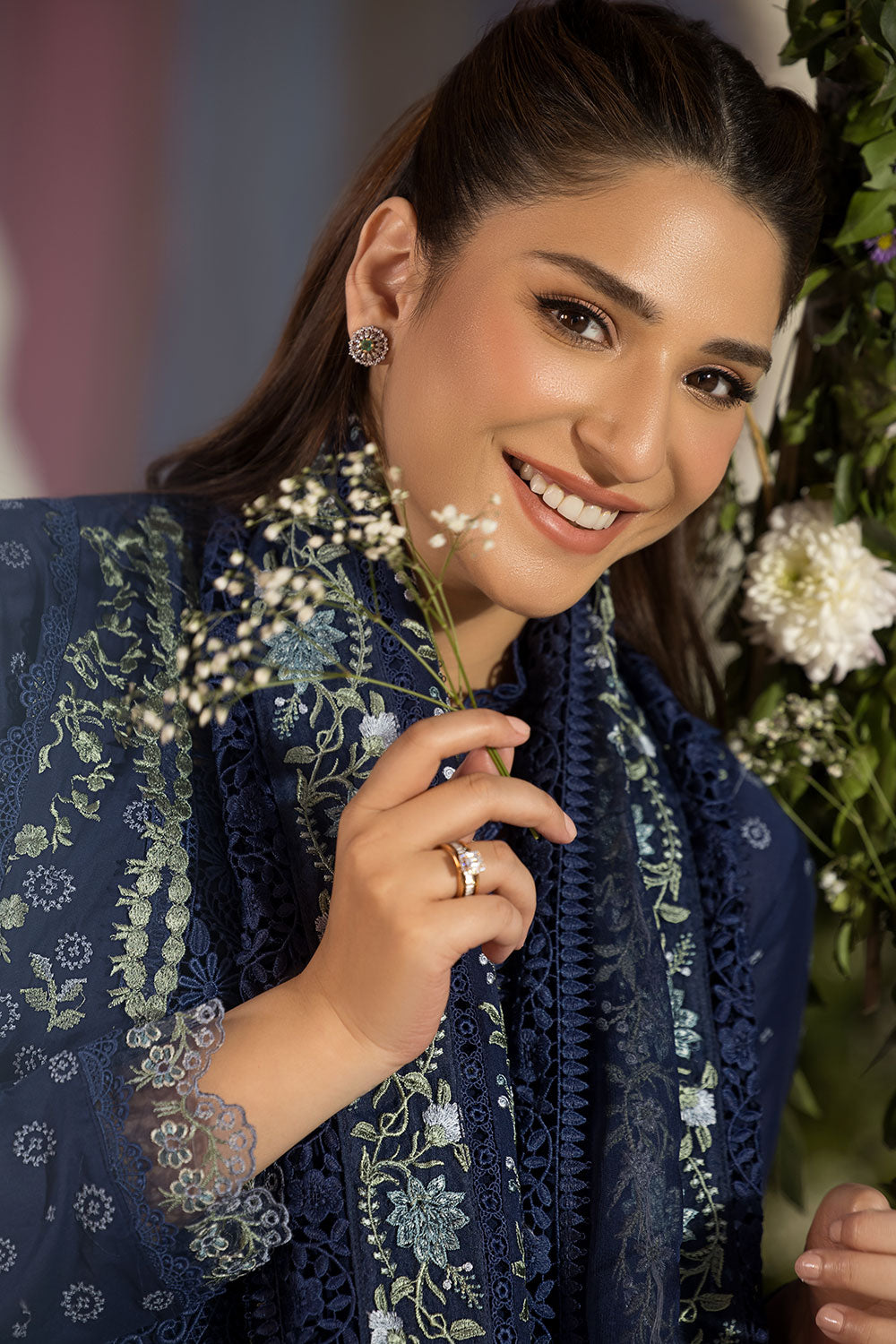 Sobia Nazir | Luxury Lawn 25 | 8A - Riwayat-e-Khas