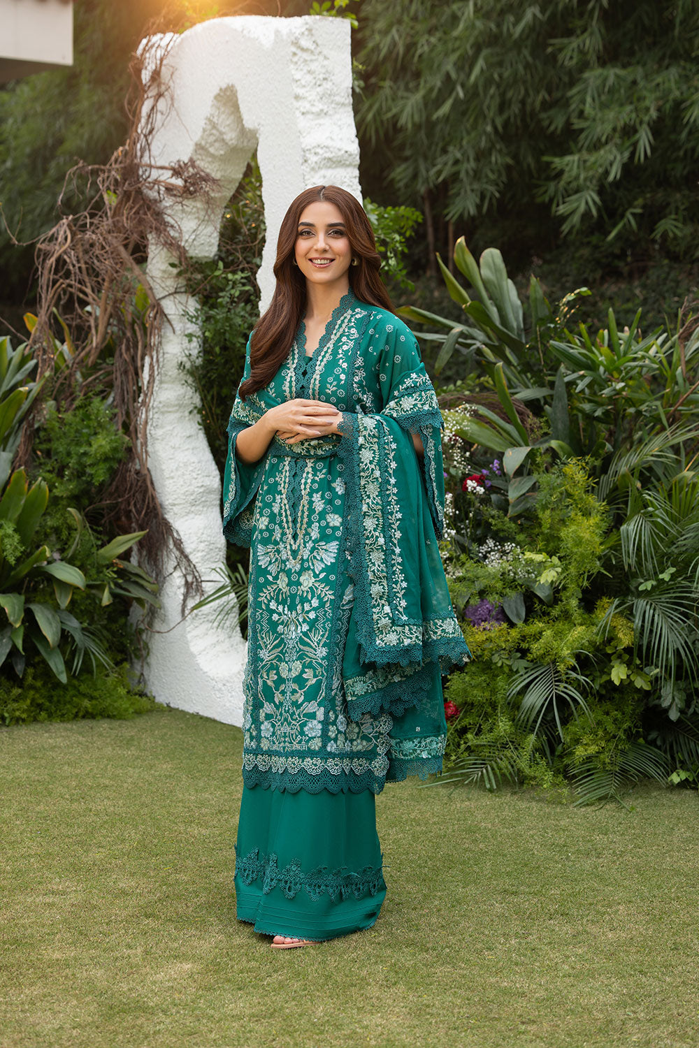 Sobia Nazir | Luxury Lawn 25 | 8B - Riwayat-e-Khas