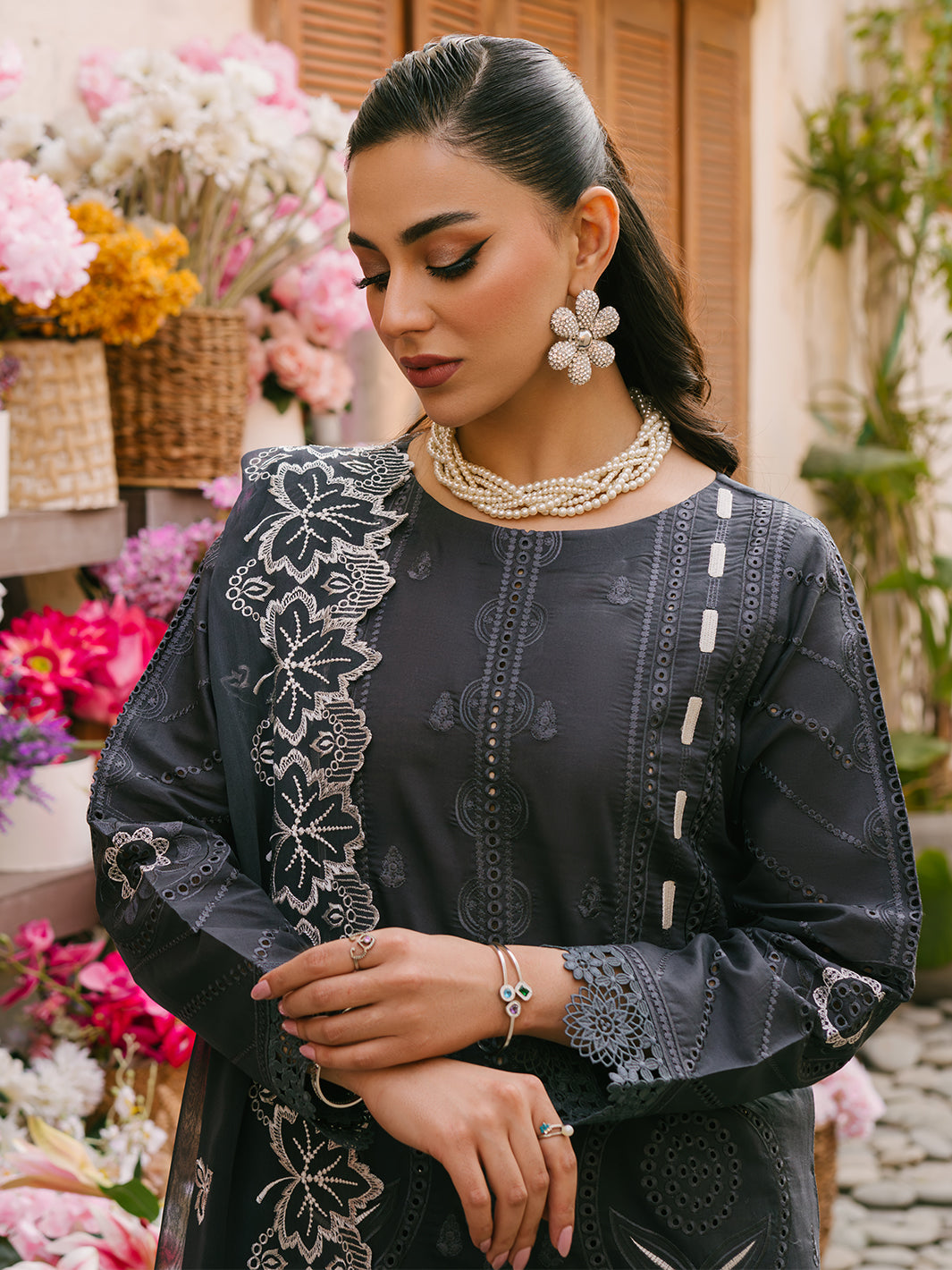 Mahnur | Mahrukh Eid Edit 24 | LEVANA - Riwayat-e-Khas