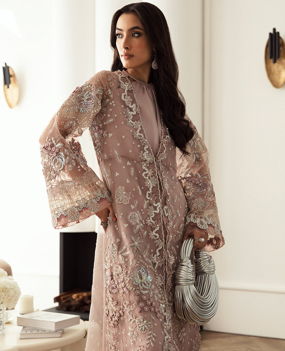Republic Womenswear | Jeune Fille 24 | LF-165