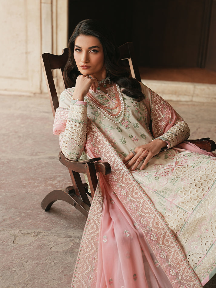 Gulaal | Maisone Luxury Lawn | Noirea