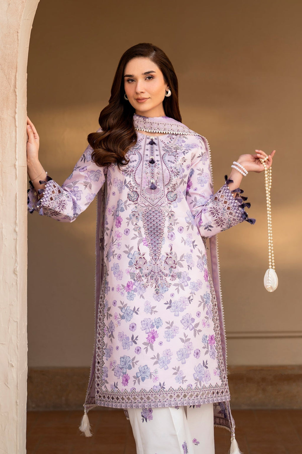 Alizeh | Levana Lawn | Lavy - House Of Anaya