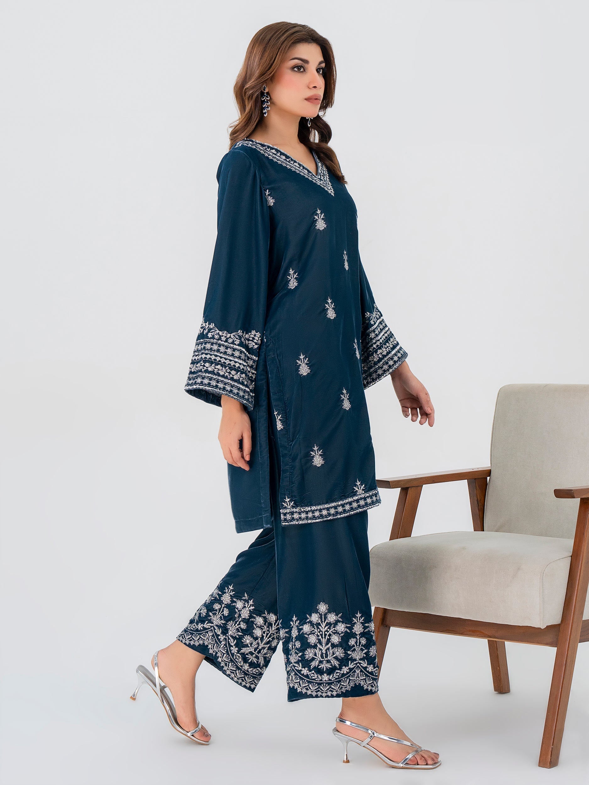 Lime Light | Velvet Pret | V-17 - Riwayat-e-Khas