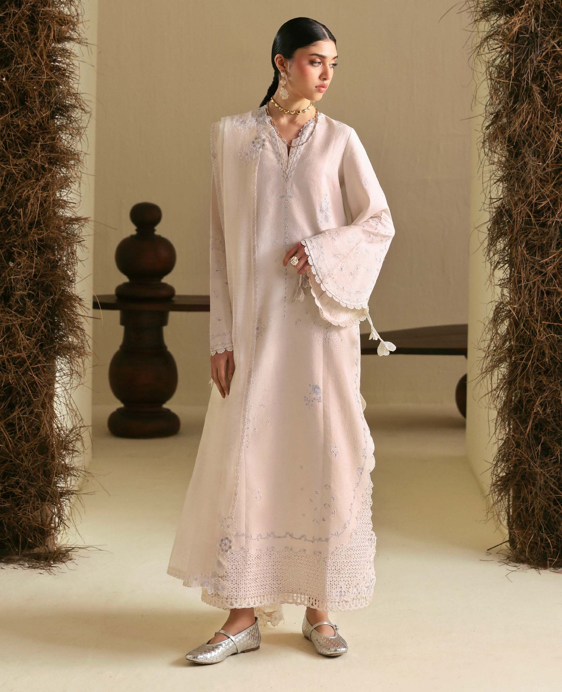 Republic Womenswear | Basic Vol 1'26 | Lumina