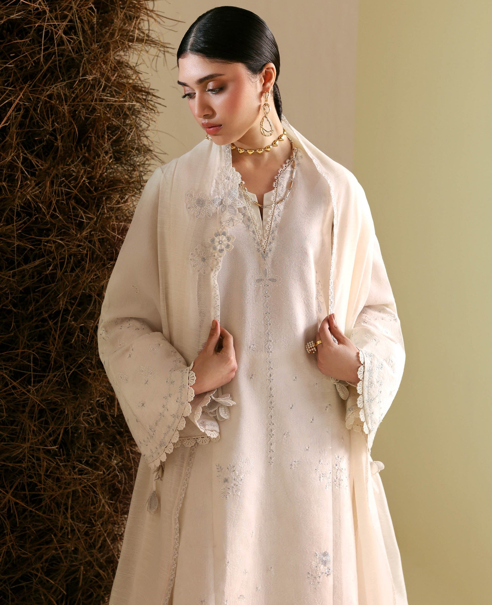 Republic Womenswear | Basic Vol 1'26 | Lumina