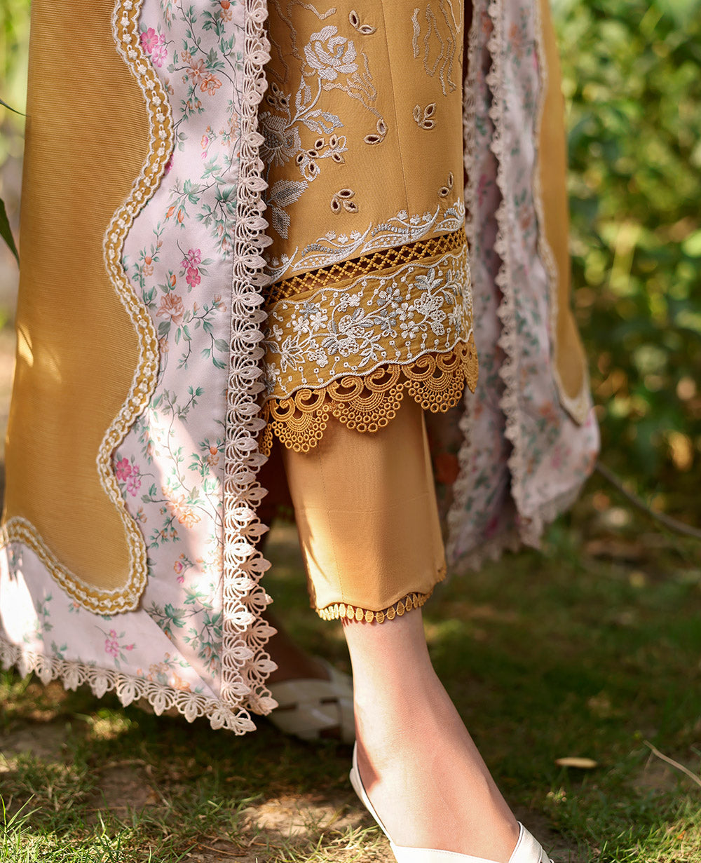 Republic Womenswear | Embroidered Pret | M-150